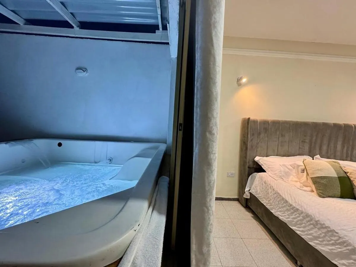 Apartamento Cerca Del Aeropuerto Con Jacuzzi 10 Personas Cartagena Apartment